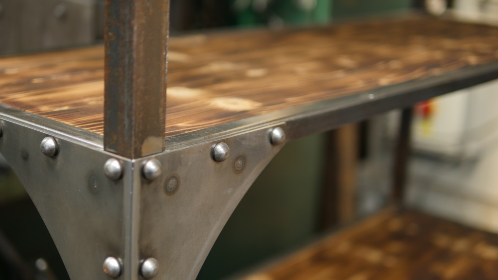 Laserschneidtechnik Laser-Sec lasertechnik schmiede Schmiedeeisen Feuerkörbe Metallgestaltung Möbelunikate Möbel industriell look